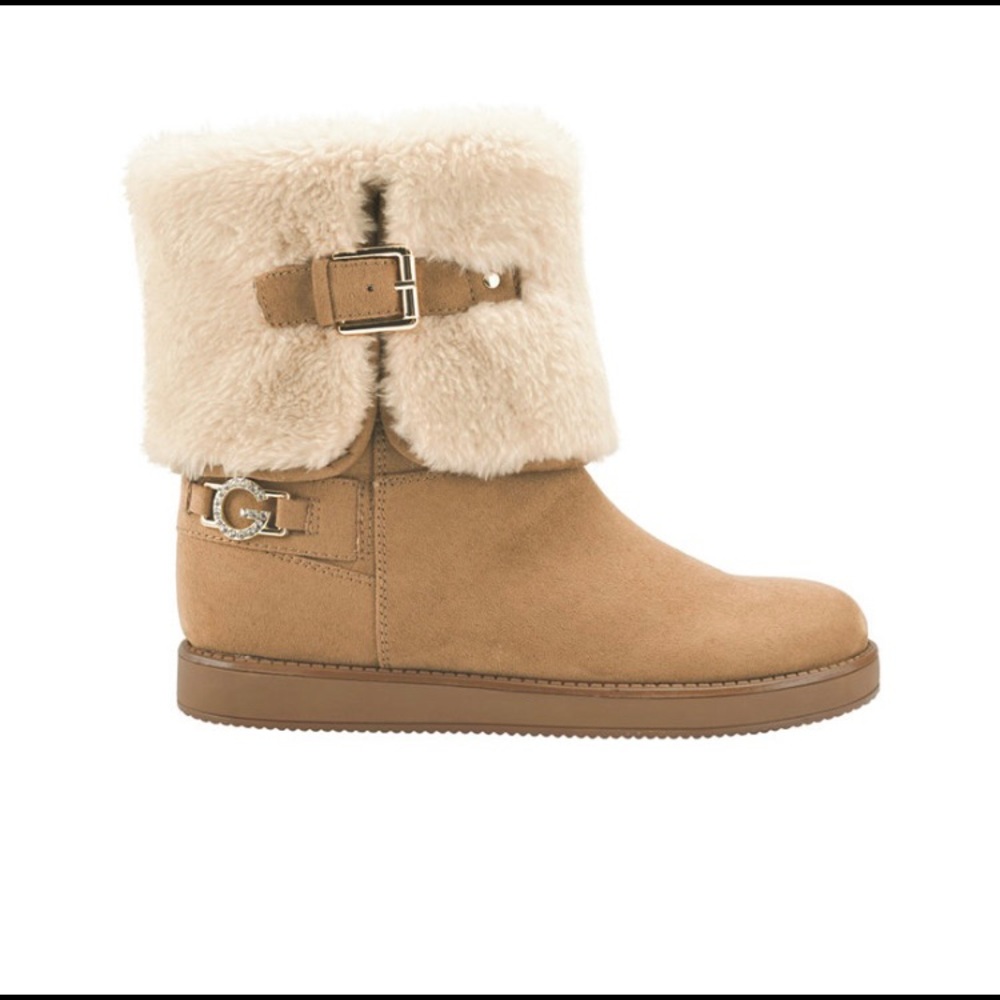 GBG Los Angeles Women Aleya Faux Fur Winter Boots - Picture 1 of 4